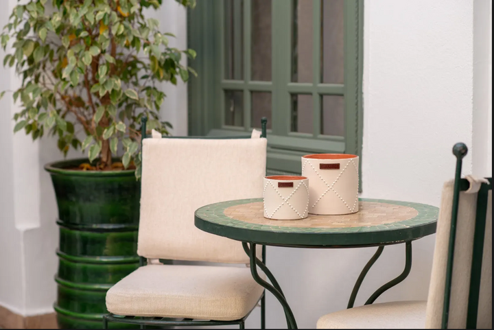 Candle Nomad White Medium